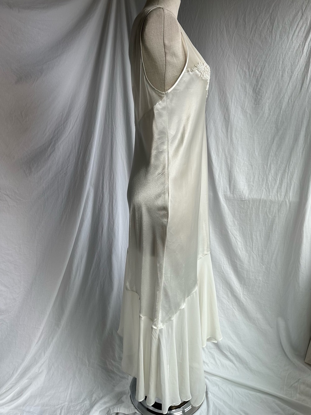RARE Vintage Oscar de la Renta Pink Label Ivory Satin Chiffon Nightgown Slip - M - Picture 5 of 11